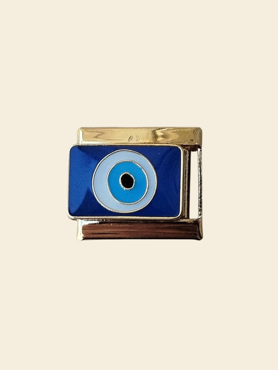 Blue EYE