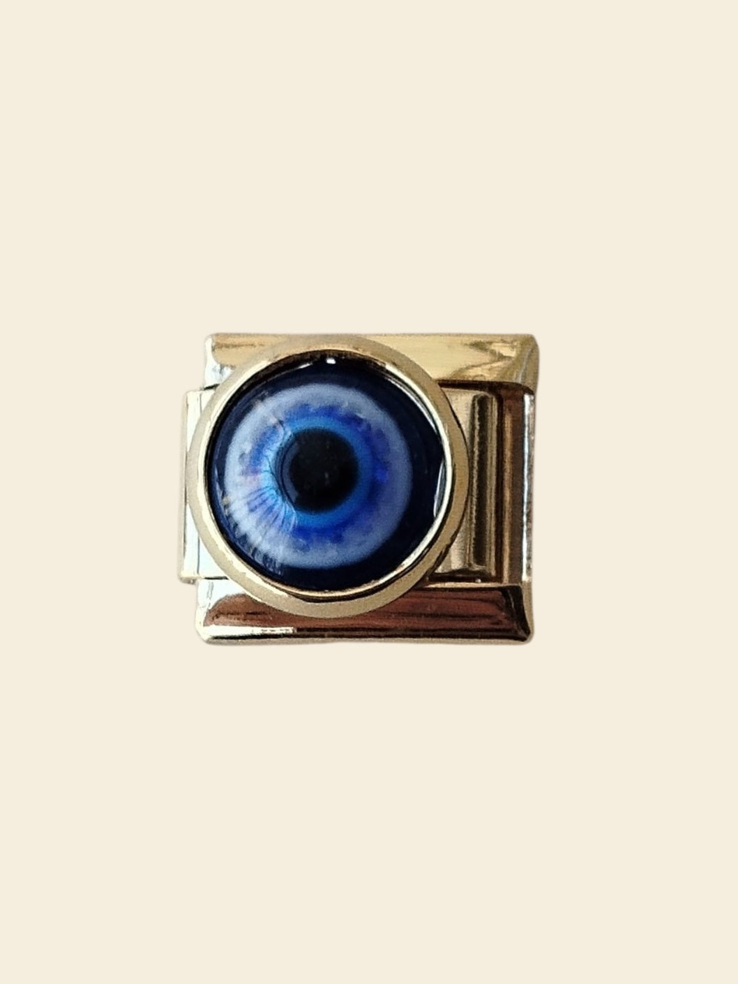 Blue EYE