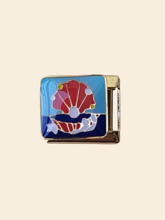 Red shell
